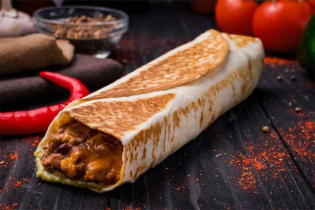 بوريتو جبن بالفلفل الحار