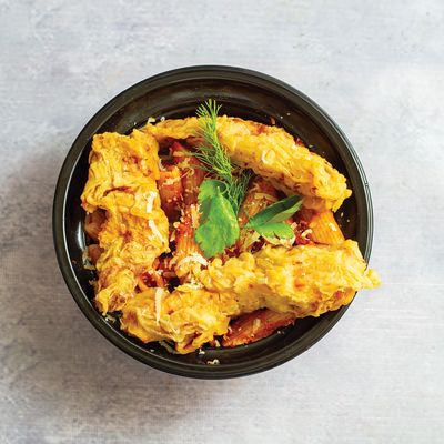 Penne Pasta With Fried Chicken Pieces