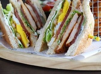 Trio Club sandwich