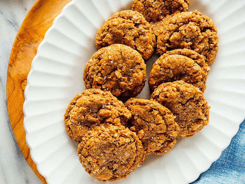 Oats With Peanut Butter Cookies