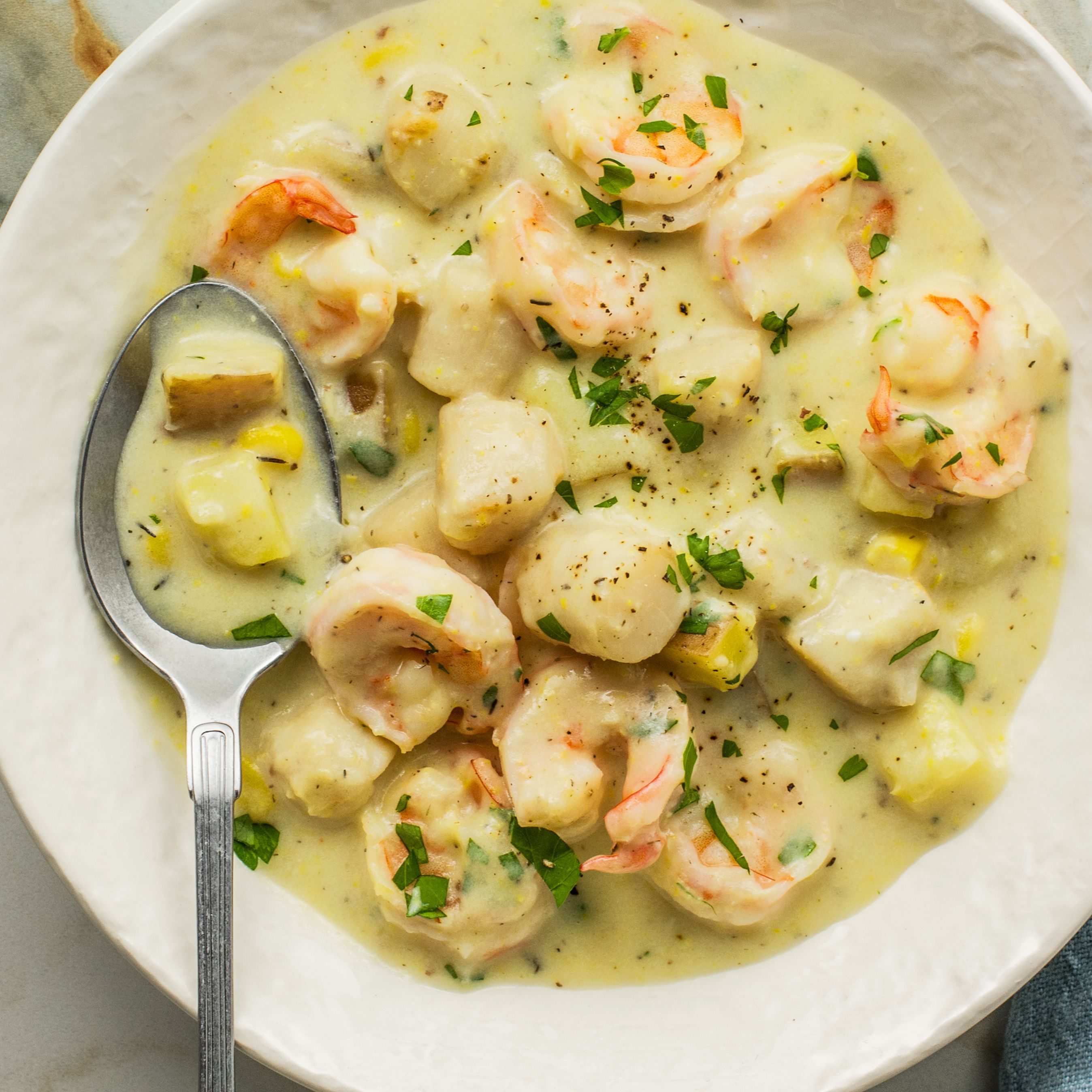 Seafood with cream soup