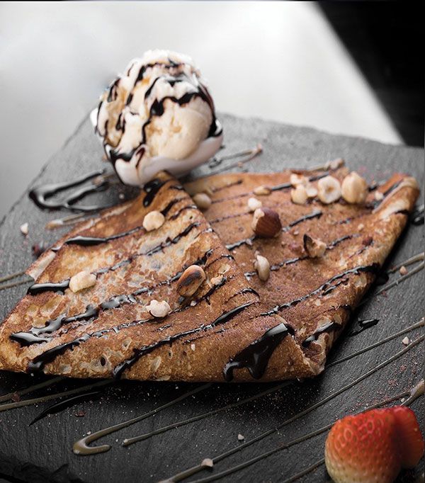 Qeshta With Chocolate Crepe