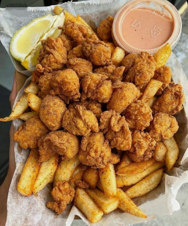 Zinger Chicken Crinkle Potatoes