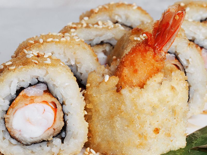 Crispy Fried Shrimp Maki Roll