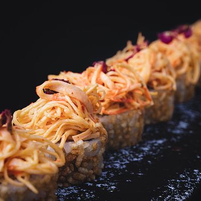Crispy Tower Special Uramaki