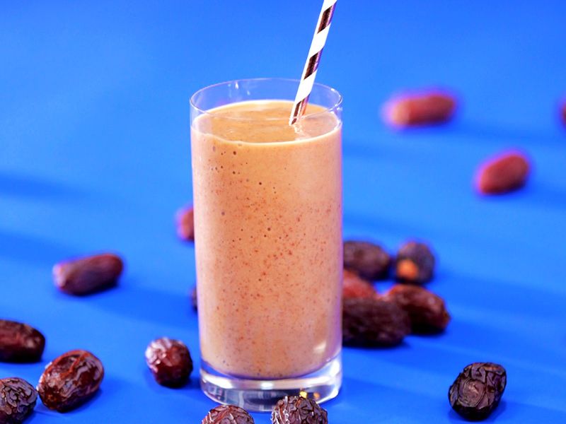Dates With Milk