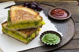 Sandwech Potato With Shedr Souce