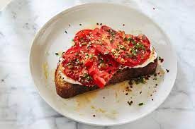 Bread With Tomato