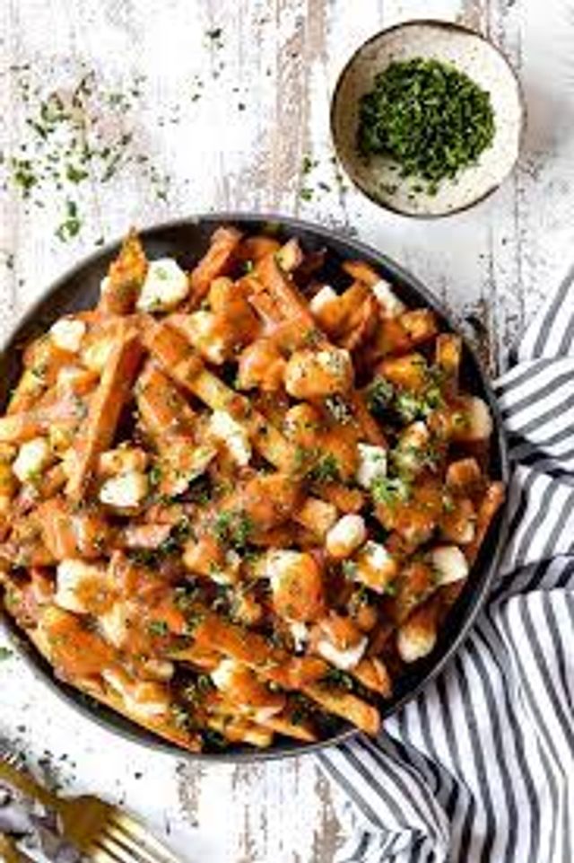 Potato poutine
