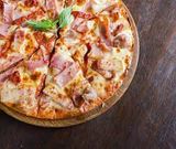 Cold meat pizza