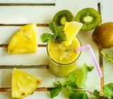 Kiwi With Pineapple And Lemon Juice