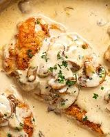 Chicken And Mushroom With White Sauce
