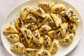 Cheese Sambousek 4 Pieces