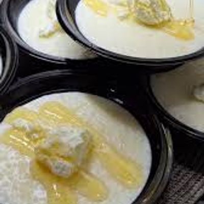 Rice Pudding with Qeshta and Honey