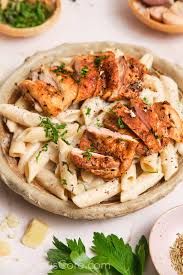 Quarter chicken with pasta Meal