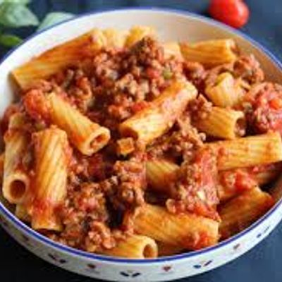 Rigatoni diced meet