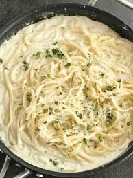 Spaghetti Pasta With Mix Cheese