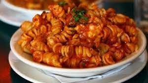 Pasta With Tomato Sauce