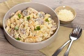Healthy Chicken Platter With Pasta