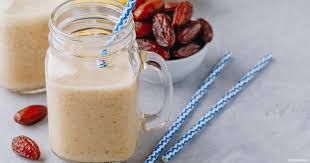 Dates With Milk Juice