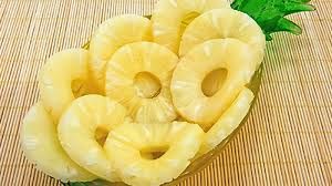 Pineapple Cut With Ice Cream