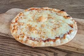 Mozzarella Cheese With Roumi Cheese Manoucheh
