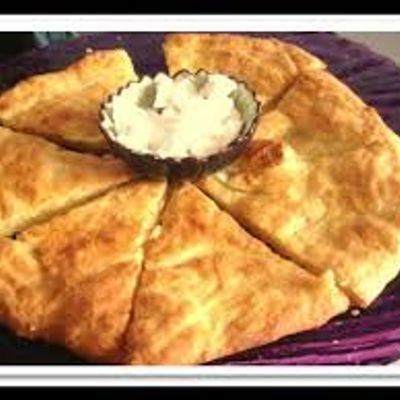 Meshaltet With Old Cheese And Pickles
