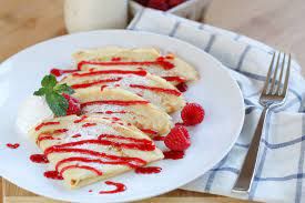 White chocolate crepe