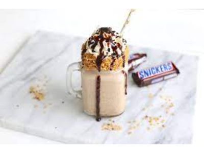 Snickers Chocolate Milkshake