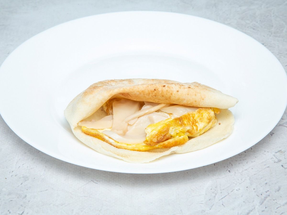 Eggs With Mushroom Sandwich