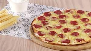 Pepperoni and mozzarella Manoucheh