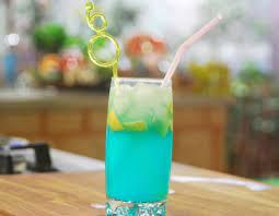 Blue Curacao lemon juice