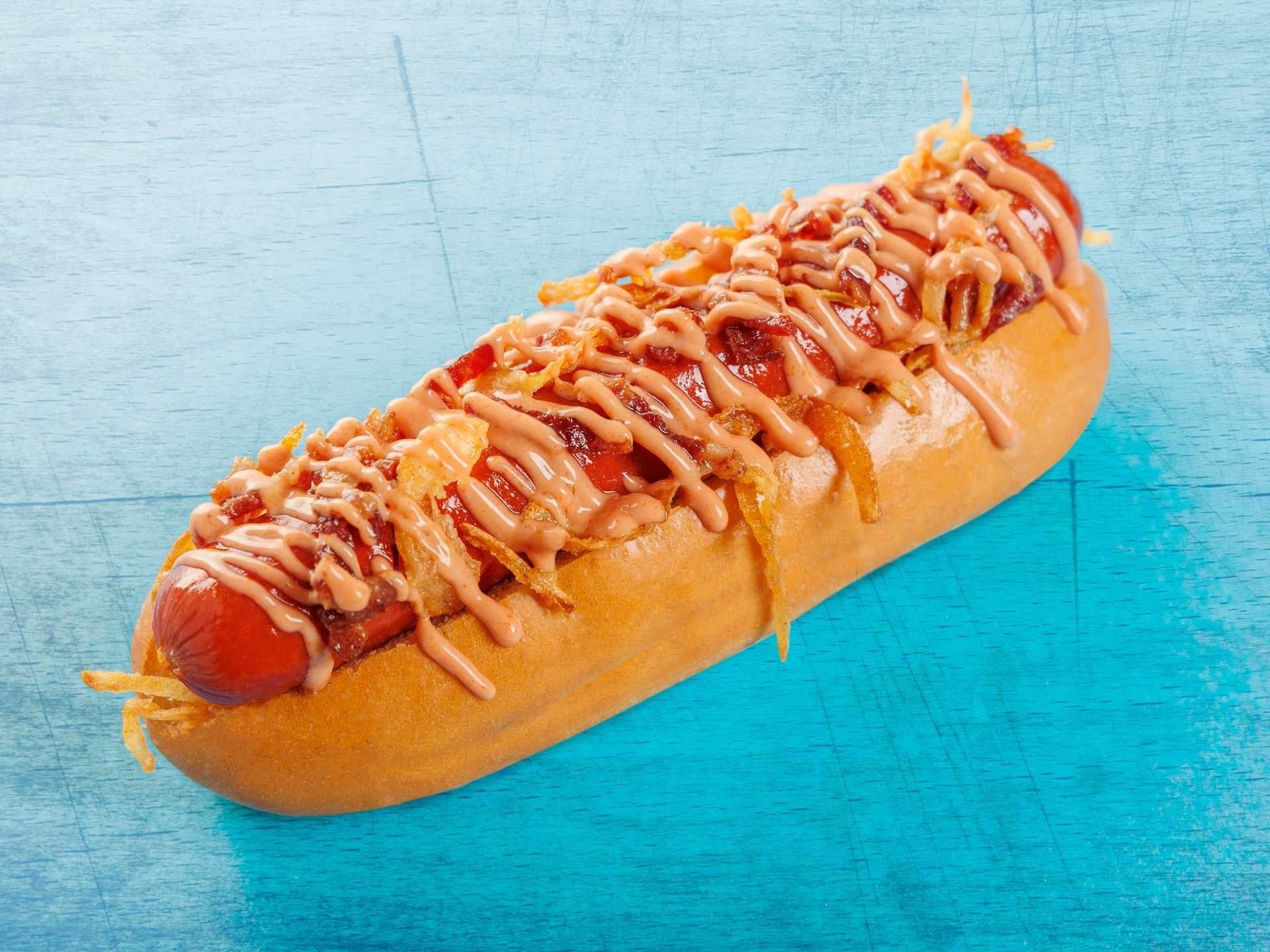 Medium Classic Hot Dog