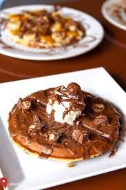 Nutella Chocolate With Snickers Chocolate Waffle