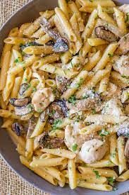 Penne pasta with Mushroom and chicken