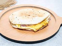 Eggs With Roumi Cheese Sandwich