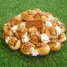 lotus Profiterole