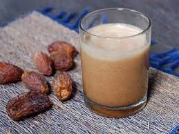 Dates With Milk Juice