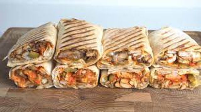 Shawerma Sandwich And Secret Mix Sauce