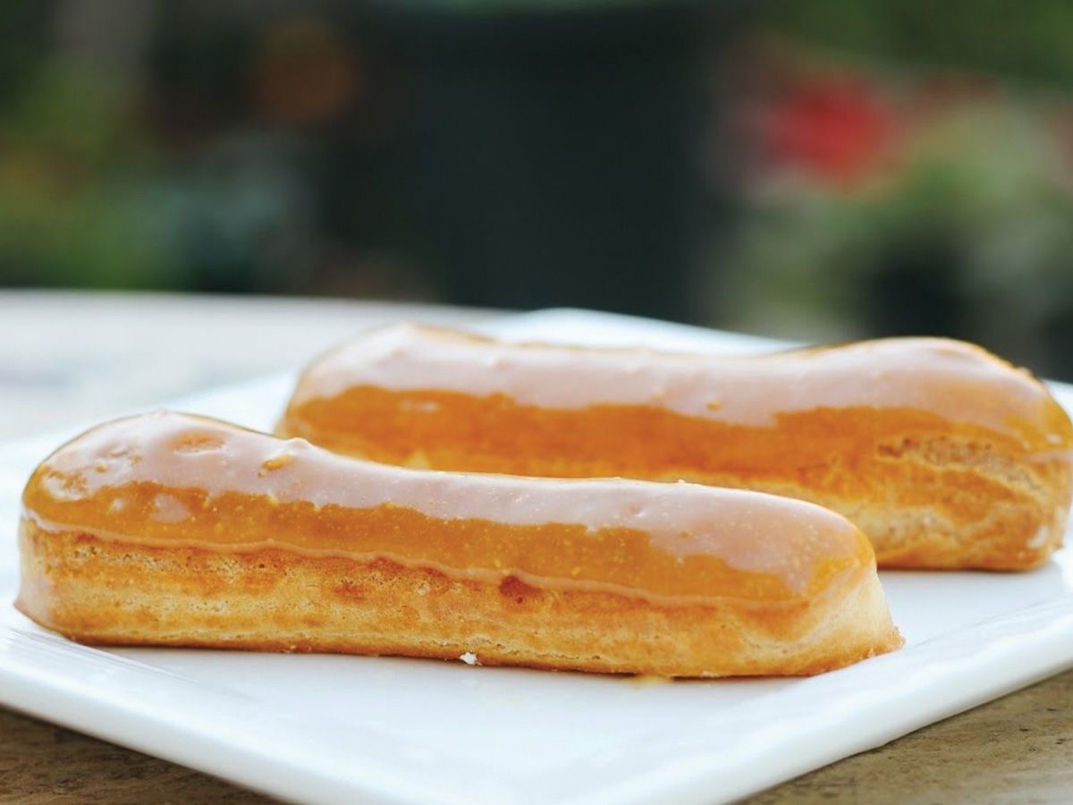 Caramel Eclair