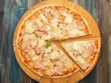 Turkish smoked pizza