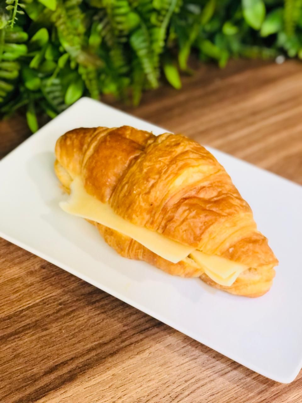 Emintal Cheese Coissant