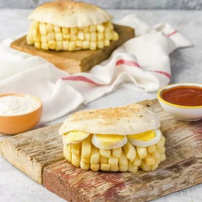 Potatoes on Eggs Sandwich