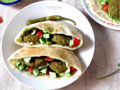 Taamia With Eggplant Sandwich