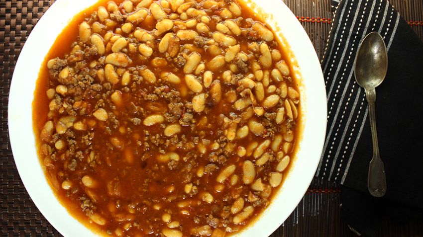 Beans With Minced Meat