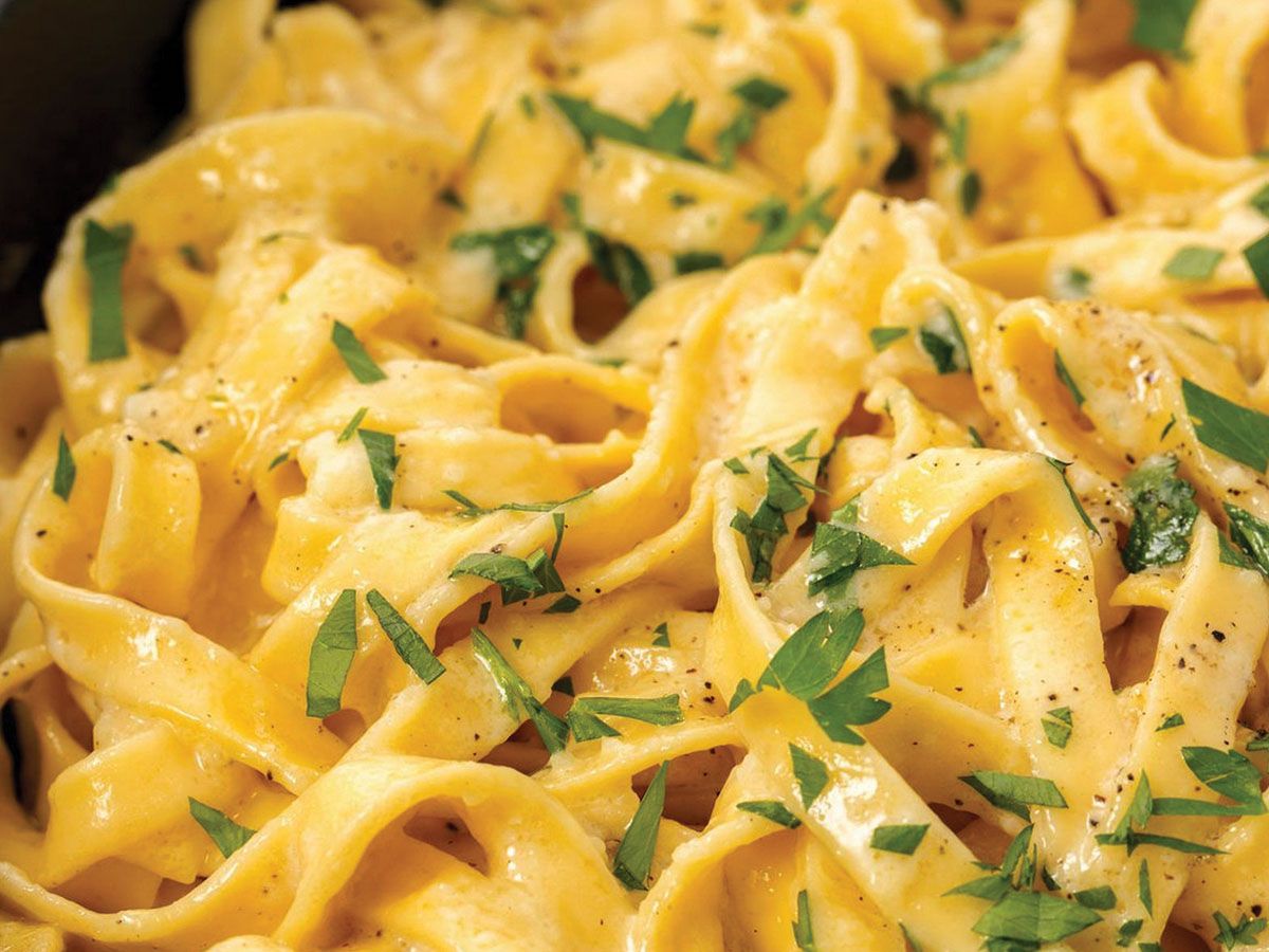 Fettuccine pasta