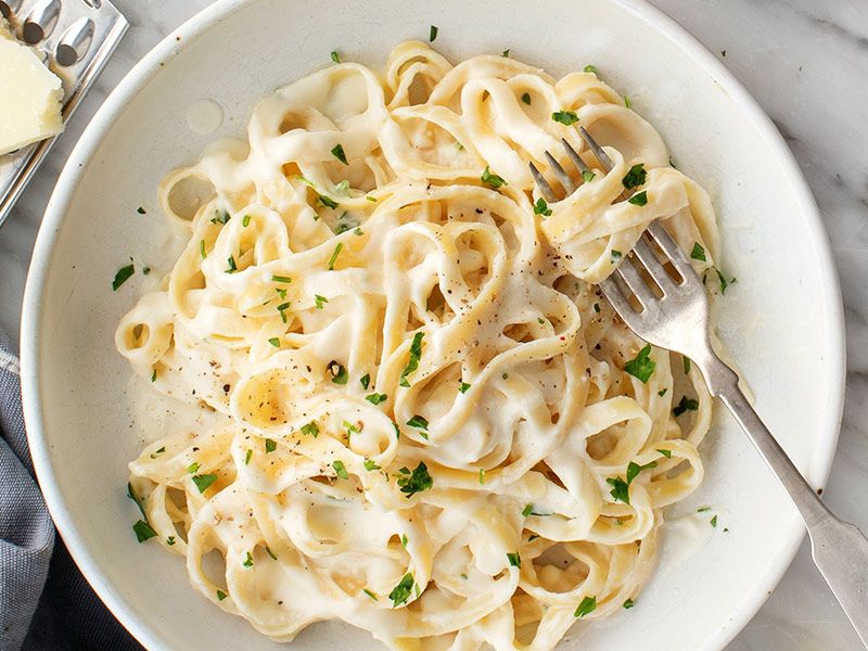 Alfredo Fettuccine Pasta