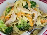 FETTUCCINI SMOKED CHICKEN PASTA