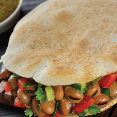 ساندويش فول بزيت الكتان