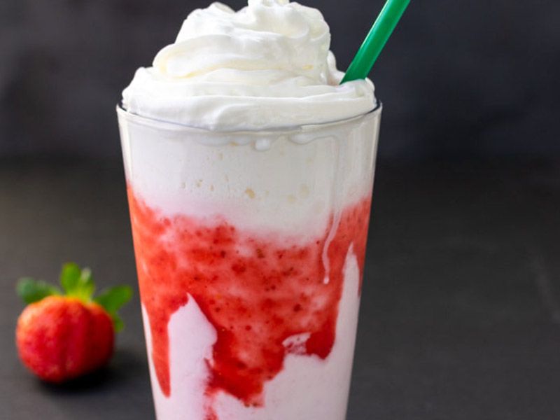 Pavlova Strawberry Frappe